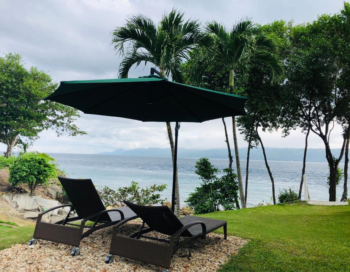 Wuthering Heights Bed & Breakfast By The Sea Dumaguete City Exterior foto
